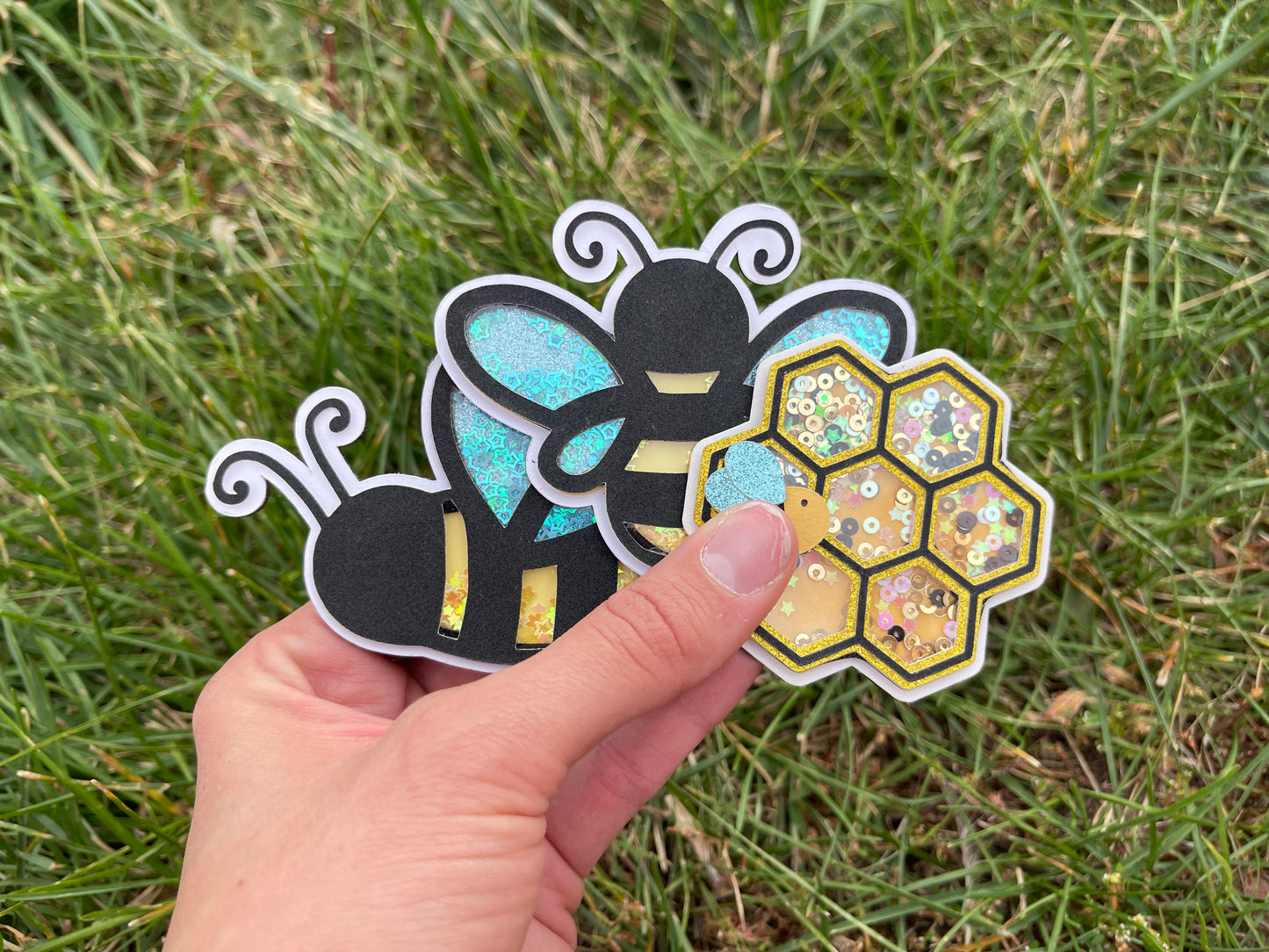 Bumblebee DIY Kit (Shaker Magnets)