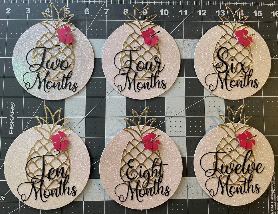 Pineapple Milestone Markers