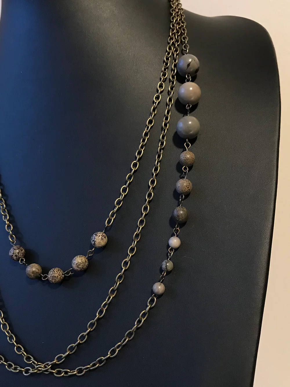 Twisted Necklace with Oxidized Bronze Chain