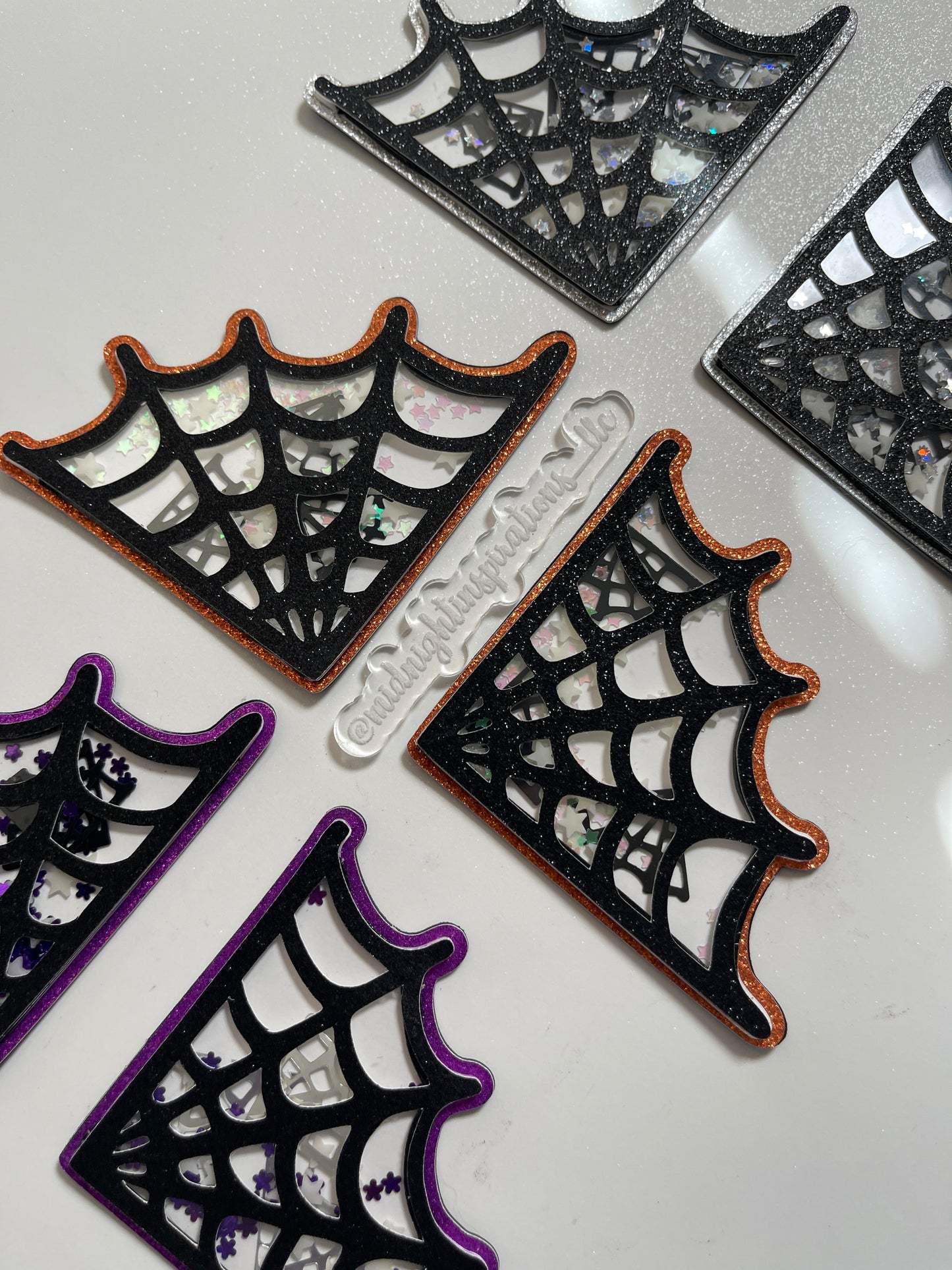 Spider Web 3 Shaker Fridge Magnet (Purple)